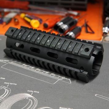 MT021 AS M4 HANDGUARD QUAD RAIL CARBINE LENGTH